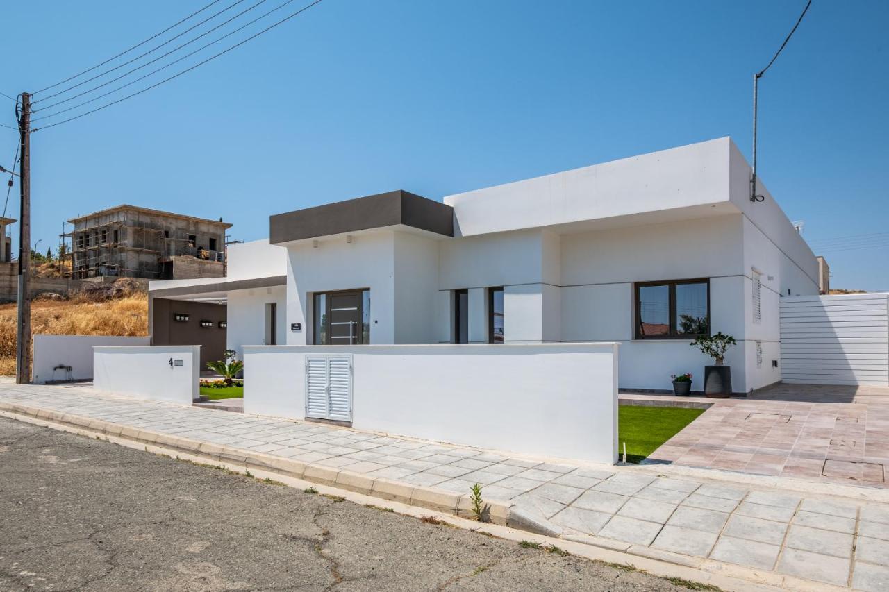 Rooms At Villa Amour Cyprus Voroklini Exterior photo
